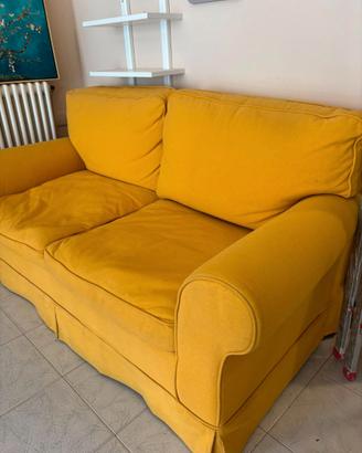 Divano due posti EKTORP IKEA