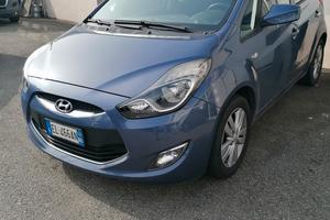 Hyundai ix 20 style. 