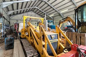 Pala Cingolata Massy Ferguson MF200