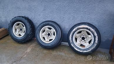 3 cerchi per jeep fuoristrada