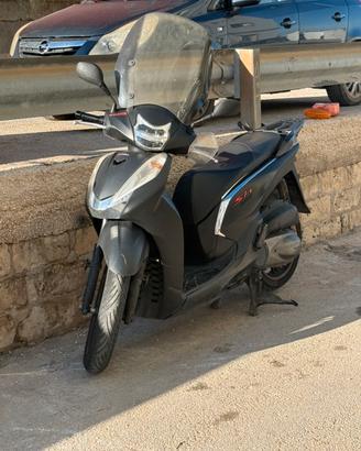 Ricambi sh 300 2019