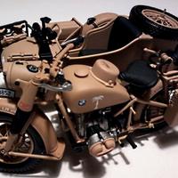 BMW R75 Afrika Korps, modello Schuco, scala 1/10