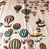 Tessuto Fornasetti ediz.”Mongolfiere” ecru’