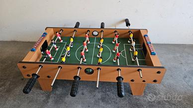 Calcetto balilla da tavolo