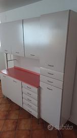 Vetrina credenza economica