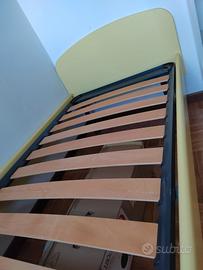 Letto una piazza e comodino