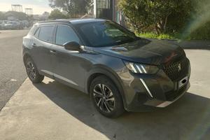 Peugeot 2008 BlueHDi 130 EAT8 GT