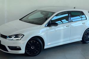 Volkswagen Golf R-Line – 1.4 TSI 92 kW / 125 CV