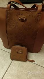 borsa e portafoglio Thun
