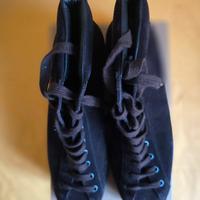 Olacchine scamosciate Santoni nuove.