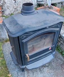Stufa a legna EFEL modello “Stmphony 1” da 10 kW