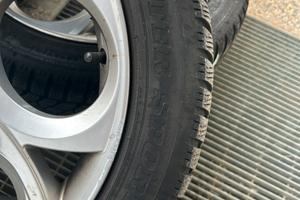 Gomme auto