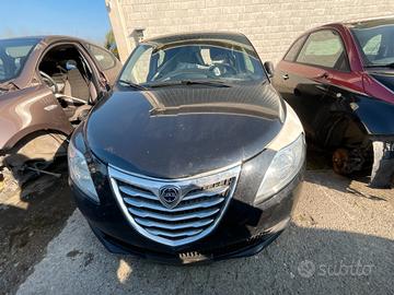 MUSO LANCIA YPSILON 2014