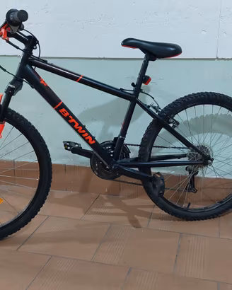 Bicicletta Btwin Rockrider ST 500