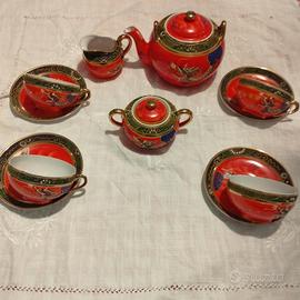 servizio di porcellana giapponese per tisane e tè