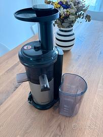 Estrattore di succo Panasonic MJ-L500