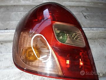 STOP FANALE POSTERIORE SINISTRO TOYOTA Corolla Ver