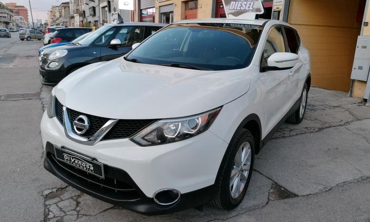 Nissan Qashqai 1.5 dCi DPF Tekna
