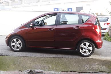 Mercedes-benz A 180 BlueEFFICIENCY Executive