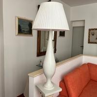 Lampada in legno ecologica