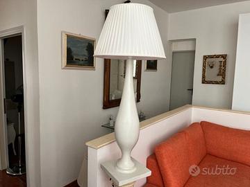 Lampada in legno ecologica