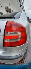 SKODA OCTAVIA 2007 - STOP POSTERIORE DESTRO