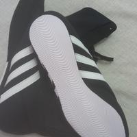 Scarpe da boxe adidas BOXHOG