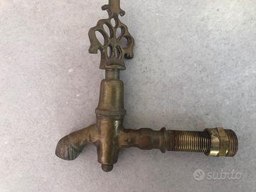 Rubinetto in bronzo