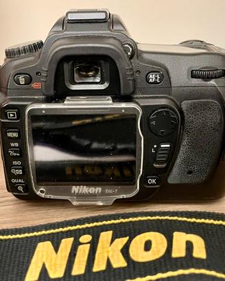 Nikon D80+obiettivo AF-S DX 18-135
