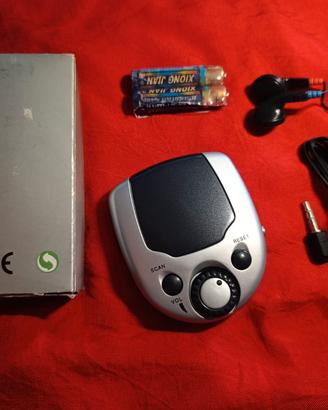 Mini Radio FM Tascabile Nuova con Auricolari e Bat