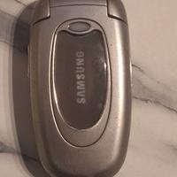 CELLULARE 'OVETTO' SAMSUNG 