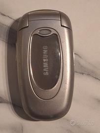 CELLULARE 'OVETTO' SAMSUNG 
