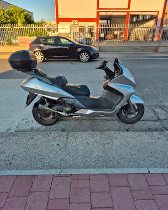 Honda silver wing 400