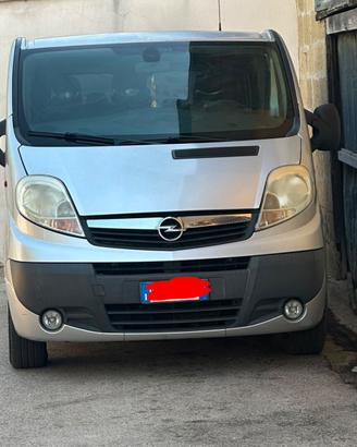 Furgone Opel Vivaro