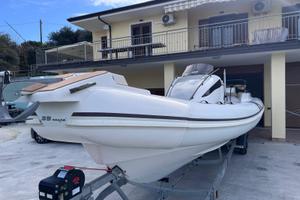 Oro marine S9 gommone mercury 200cv