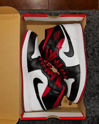 Nike Air Jordan 1