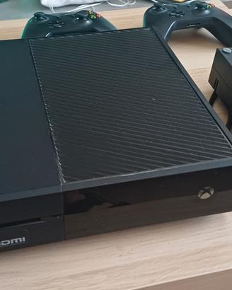 Xbox ONE FAT 500gb + 2 controller + 1 gioco