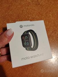 Moto Watch Fit GPS AMOLED 1.9"