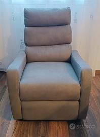 Poltrona reclinabile