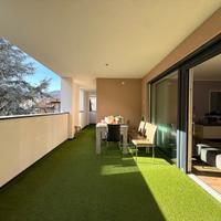 Quadrilocale con terrazza e garage, laives