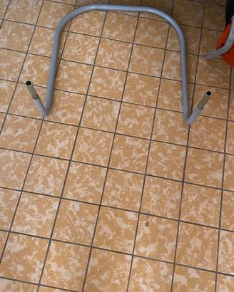 Sedia pieghevole, smontabile con cuscino
