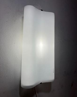 Lampada parete vetro bianco ondulato
