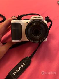 Kodak Pixpro AZ255 bianca