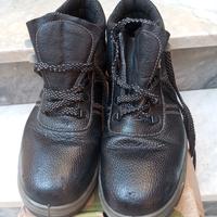 SCARPE ANTINFORTUNISTICHE 