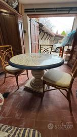 set tavolo tondo ceramica dipinta a mano  e sedie