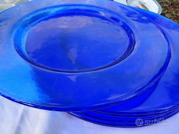 Set sottopiatti in vetro blu cobalto