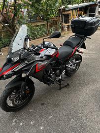 Benelli trk500x