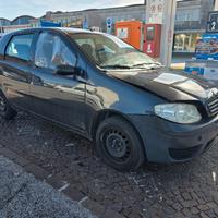 Fiat Punto 1.2 5 porte 160.000km Leggermente incid