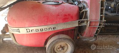 botte atomizzatrice carrellata per diserbo