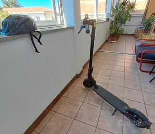 Monopattino Xiaomi Electric Scooter Pro 2 